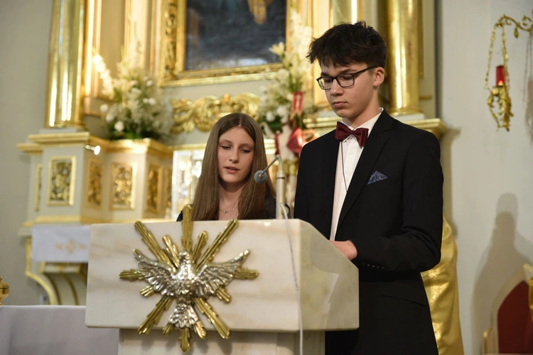 Bierzmowanie w Trzetrzewinie