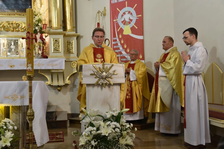 Bierzmowanie w Trzetrzewinie