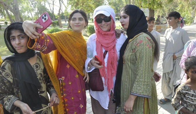Pakistan - pod czujnym okiem policji