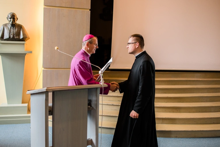 Zmiany personalne w parafiach archidiecezji gdańskiej 2025