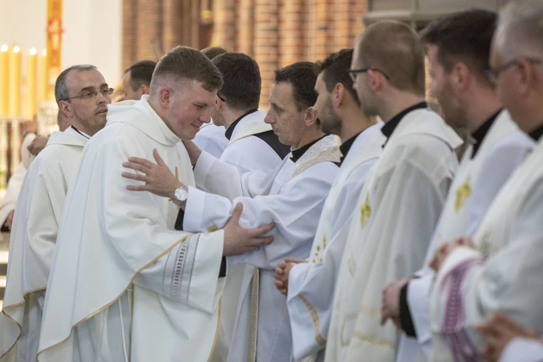 Święcenia kapłańskie na Pradze, cz. II