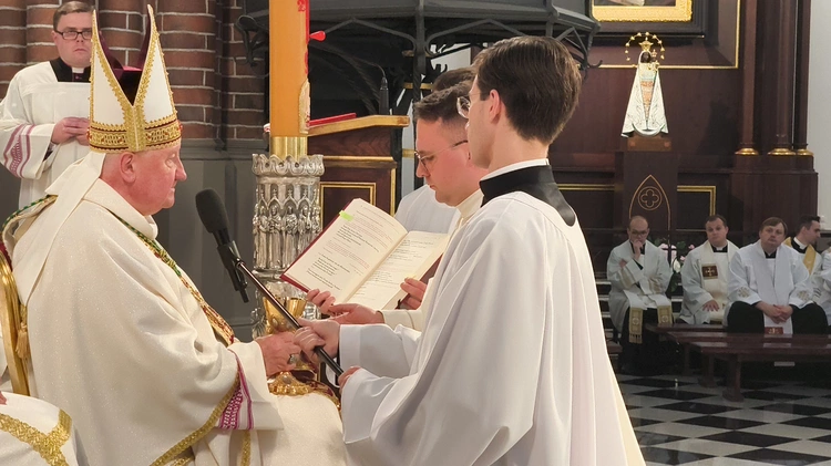 Święcenia kapłańskie na Pradze, cz. II