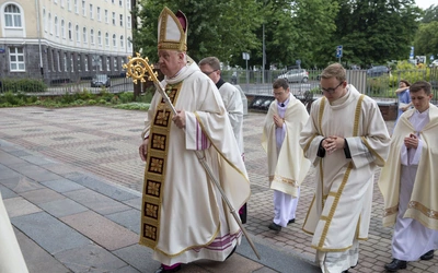 Święcenia kapłańskie na Pradze, cz. I