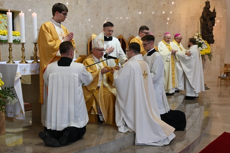 Święcenia kapłańskie w diecezji opolskiej