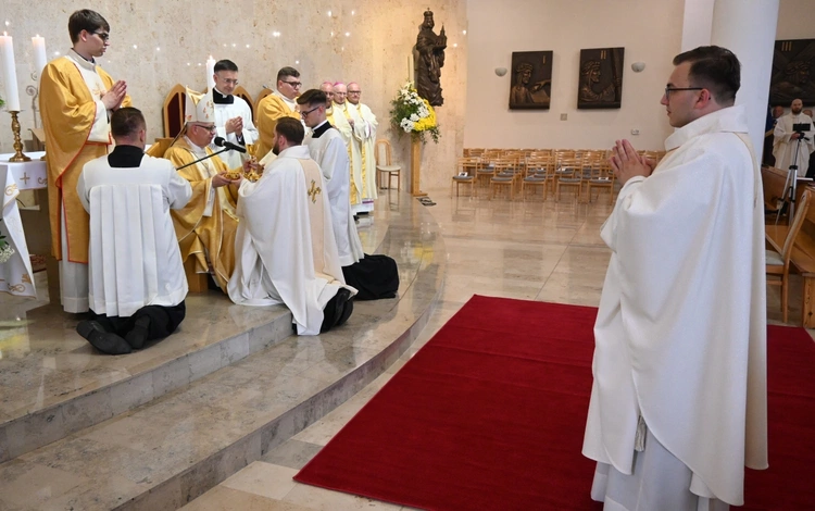 Święcenia kapłańskie w diecezji opolskiej