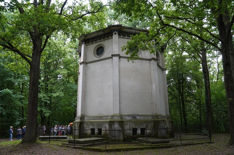 Z templariuszami i joannitami w Oleśnicy Małej