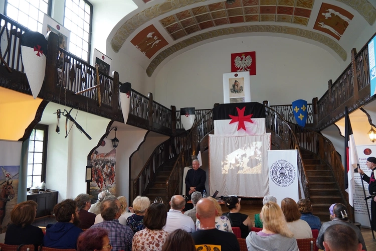 Z templariuszami i joannitami w Oleśnicy Małej