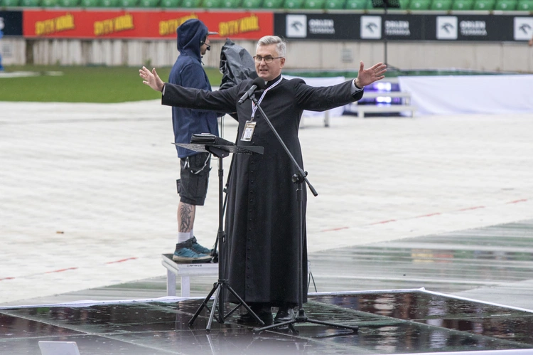 Jezus na Stadionie Legii
