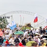 Lednica: ewakuacja pola ze względu na bezpieczeństwo uczestników