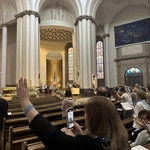 Wigilia Zesłania Ducha Świętego w katedrze Chrystusa Króla w Katowicach