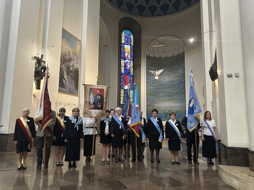 Wigilia Zesłania Ducha Świętego w katedrze Chrystusa Króla w Katowicach