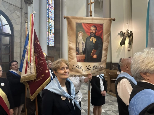 Wigilia Zesłania Ducha Świętego w katedrze Chrystusa Króla w Katowicach