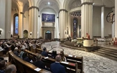 Wigilia Zesłania Ducha Świętego w katedrze Chrystusa Króla w Katowicach