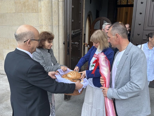 Wigilia Zesłania Ducha Świętego w katedrze Chrystusa Króla w Katowicach
