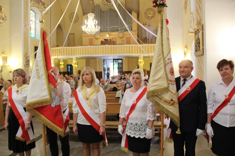 Łęg Tarnowski. Poświęcenie sztandaru ASHNSPJ