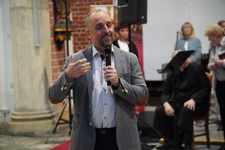 Diecezjalne czuwanie przed Zesłaniem Ducha Świętego - cz. 1.