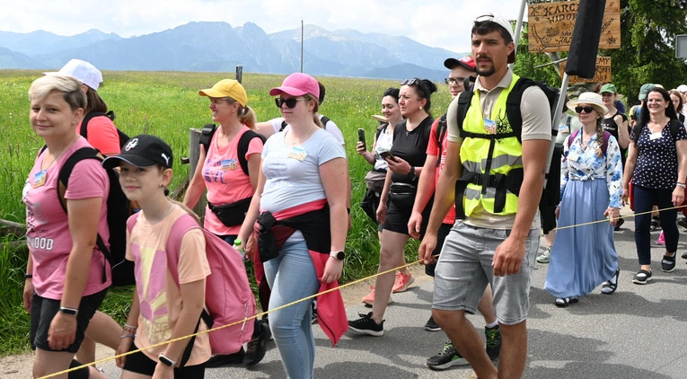 Papież przejechał, oni przeszli
