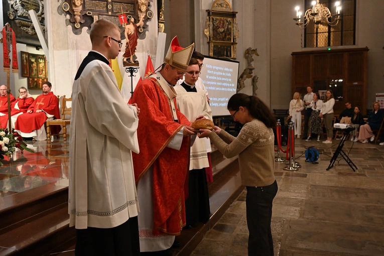 Nocna liturgia przed Zesłaniem Ducha Świętego