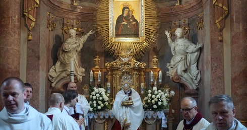 Z Maryją Pokorną ku pełni życia 