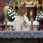 Procesja eucharystyczna w odpust Matki Bożej Pokornej