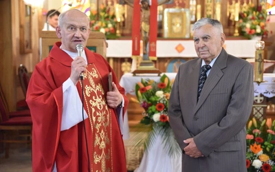60 lat przy organach, 40 przy ołtarzu
