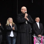 Spotkanie młodzieży w Ziębicach - występ "Wyrwanych z niewoli" i ks. Jakuba Bartczaka
