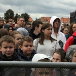 Spotkanie młodzieży w Ziębicach - występ "Wyrwanych z niewoli" i ks. Jakuba Bartczaka