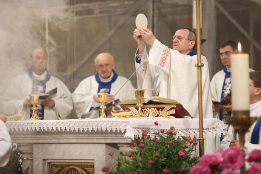 KEP w Katowicach. Msza św. w sanktuarium w Piekarach Śląskich
