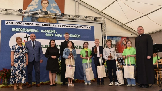Konkurs o bł. Karolinie
