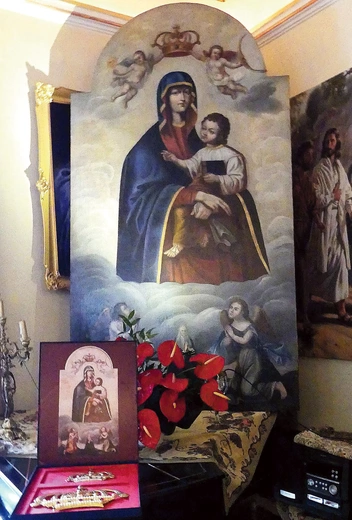 Obraz i korony poświęcone przez kardynała Stanisława Ryłkę.