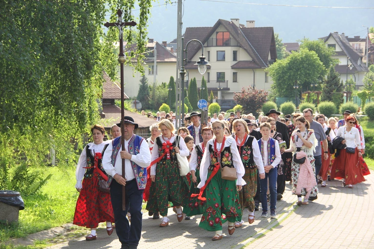 Pielgrzymka ze Sromowiec do kościoła jubileuszowego w Szczawnicy