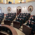 KEP w Katowicach. Biskupi w gmachu Sejmu Śląskiego