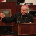 KEP w Katowicach. Biskupi w gmachu Sejmu Śląskiego