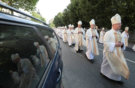 Msza św. dziękczynna z okazji 100-lecia archidiecezji