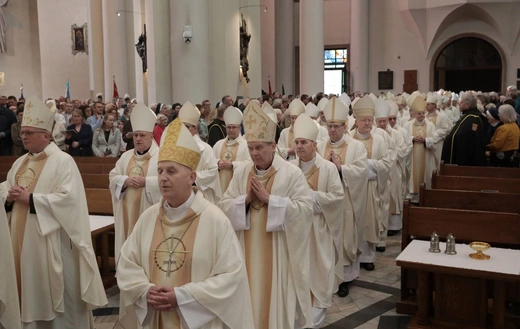 Msza św. dziękczynna z okazji 100-lecia archidiecezji