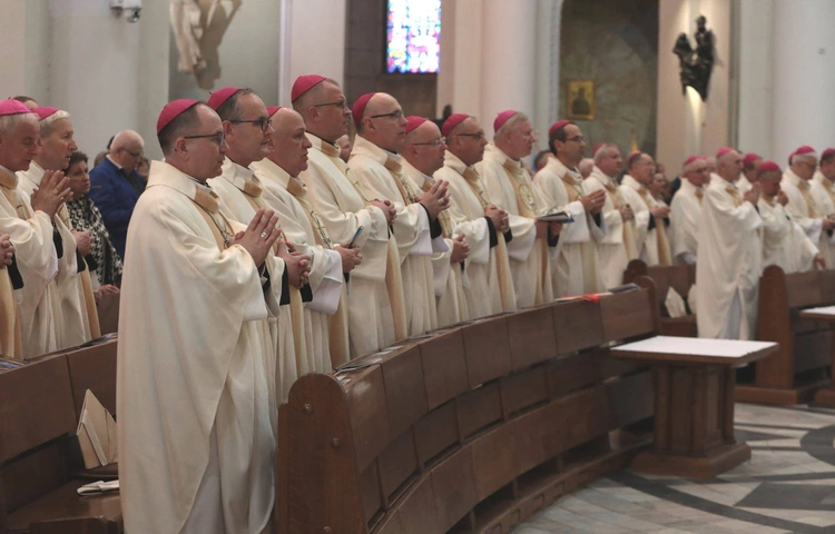 Msza św. dziękczynna z okazji 100-lecia archidiecezji