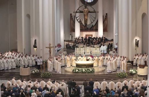 Msza św. dziękczynna z okazji 100-lecia archidiecezji