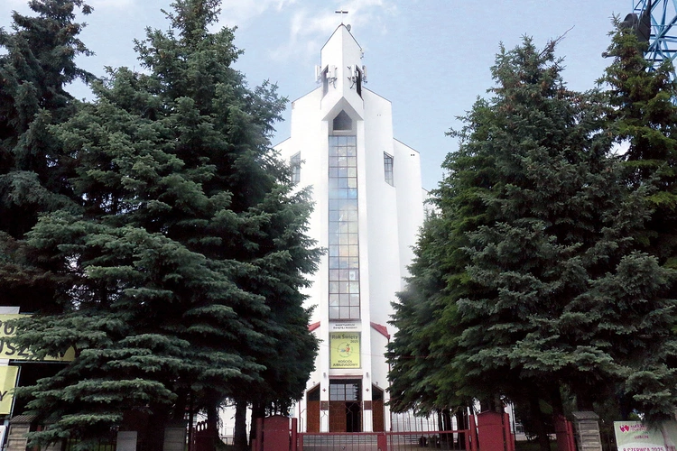 Kościół Świętej Rodziny  był miejscem spotkania  z papieżem Polakiem. 