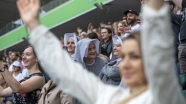 Uwaga: zmiana godziny dziękczynienia za rekolekcje Jezus na Stadionie Legii