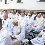 Pielgrzymka tarnowskich kapłanów do Tuchowa