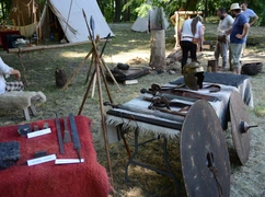 Miasteczko Śląskie. W niedzielę festiwal pradawnych rzemiosł "Dymarki Śląskie"