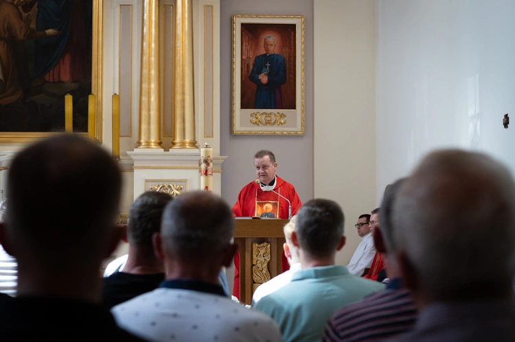 Kurs dla kandydatów na nadzwyczajnych szafarzy Komunii św.