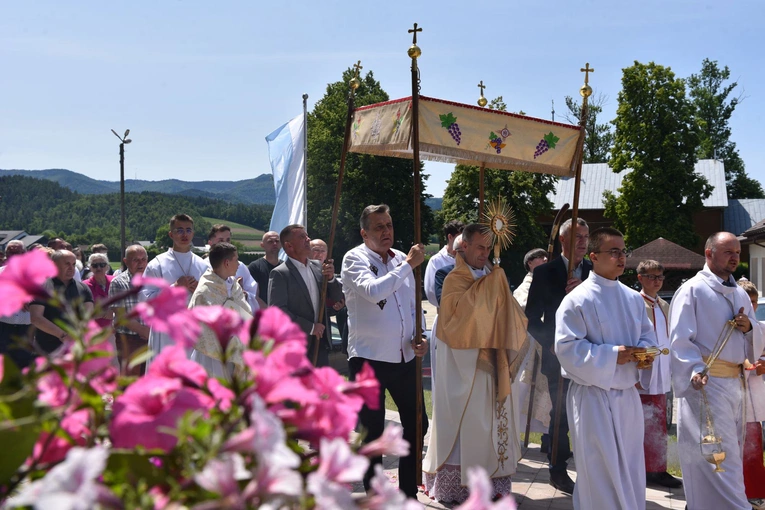 100 lat parafii św. Antoniego w Gołkowicach
