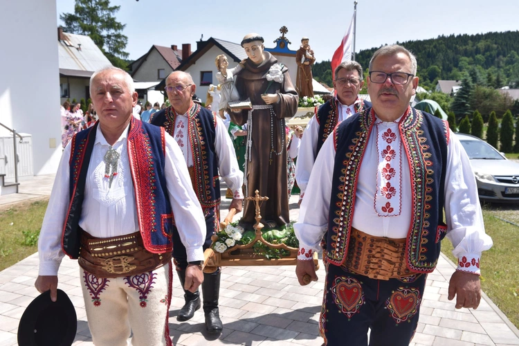 100 lat parafii św. Antoniego w Gołkowicach