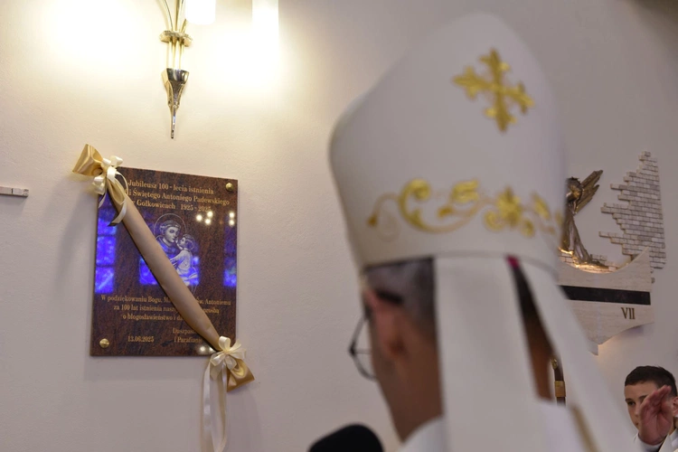 100 lat parafii św. Antoniego w Gołkowicach