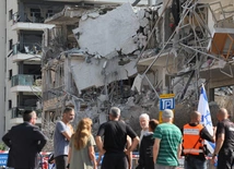 Po irańskim ataku w Ramat Gan, niedaleko Tel Avivu