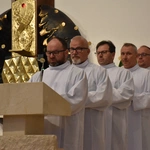 Promocja nowych nadzwyczajnych szafarzy Komunii Świętej 