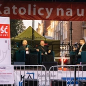 Wrażliwy i niosący nadzieję