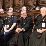 Płock. XII Ogólnopolska Pielgrzymka Nadzwyczajnych Szafarzy Komunii Świętej - cz.I