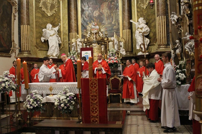 Uroczystość 100. rocznicy święceń bł. ks. Richarda Henkesa SAC w Kietrzu